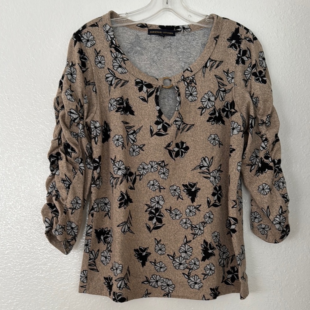 Adrienne Vittadini Tan Ruched 3/4 Sleeve Blouse